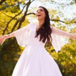 Vitória Souza, a pregadora mirim: saiba o que ela revela sobre se depilar