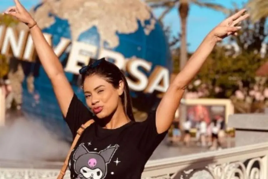 Lexa curte dias de sol na Disney, em meio a polêmicas com Mc Guimê; confira