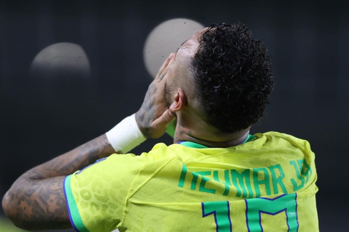 Neymar: chegou a hora de fazer a cirurgia no joelho; confira a data. Foto: Vitor Silva/CBF