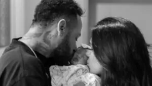 Neymar e Bruna Biancardi comemoram chegada de Mavie; veja as fotos da menina