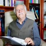 Ary Fontoura culto e de bem com a vida; mais uma do vovô mais carismático da web