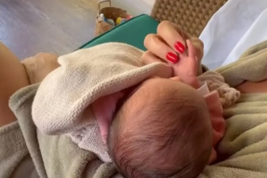 Bruna Biancardi comemora volta para casa na companhia de Mavie; dedicação total