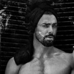 Cauã Reymond posta foto no Instagram e ganha flerte de Pablo Vittar; arrasando corações