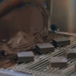 Como é feito o chocolate? Veja aqui e se surpreenda com o processo