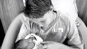 Neymar encanta web em foto com os dois filhos; Davi Luca e Mavie juntinhos, confira