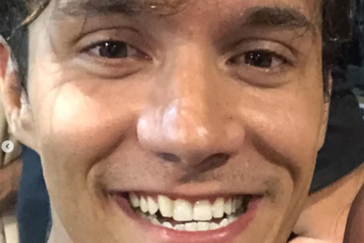 Eliezer tira onda com aparência após questionamentos de internautas; confira Eliezer tira onda com aparência após questionamentos de internautas; confira