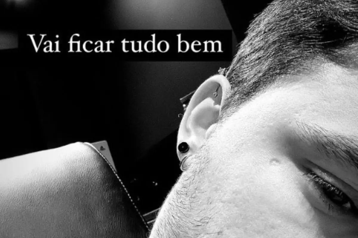 Felipe Neto vive drama, preocupa fãs e revela problema de saúde; confira Felipe Neto vive drama, preocupa fãs e revela problema de saúde; confira