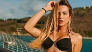 Gabi Martins exuberante em Fernando de Noronha; sereia no Instagram