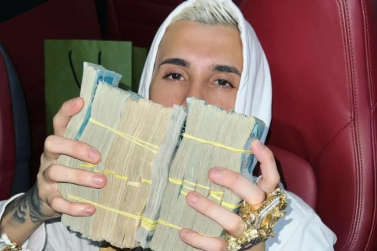 Mc Paiva em momento GTA; mais uma confusão na conta do músico paulista; confira Mc Paiva em momento GTA; mais uma confusão na conta do músico paulista; confira