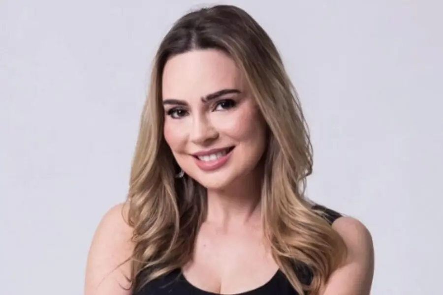 Rachel Sheherazade faz postagem emblemática e prevê novos ‘ciclos’