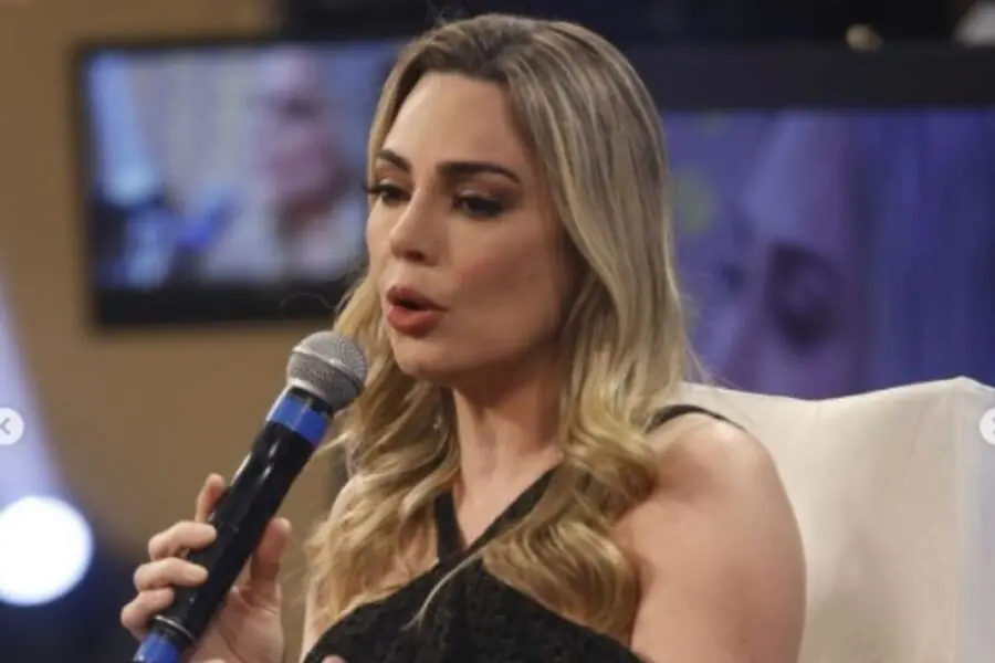 Hora do Faro tem audiência surpreendente com Rachel Sheherazade; confira
