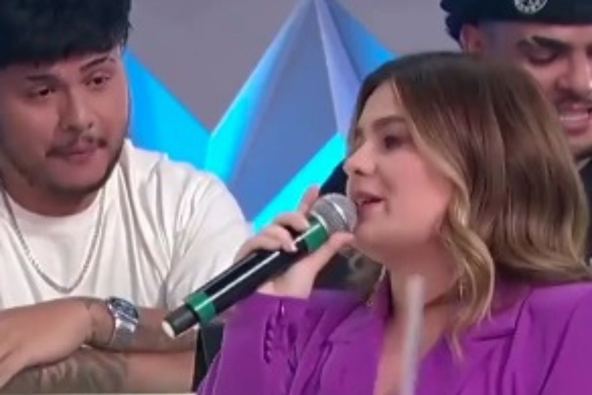 Viih Tube e Eliezer se emocionam ao falar de Lua no Teleton; veja vídeo