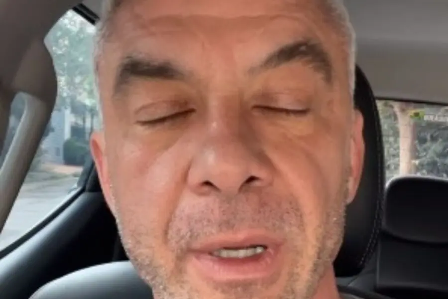 Alexandre Corrêa desmente imagem de porta e revela verdade. Foto: Reprodução Instagram