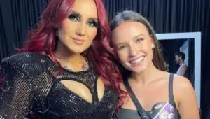 Larissa Manoela extravasa e emociona fãs em show do RBD; dia de tiete