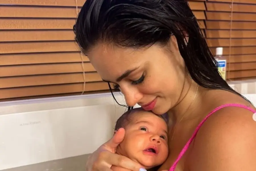 Bruna Biancardi encanta fãs em 1º banho de banheira de Mavie; confira. Foto: Reprodução Instagram