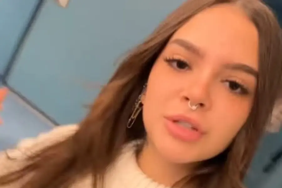 Mel Maia com ‘look de Guiga’ em Palma de Mallorca! Foi para arrasar