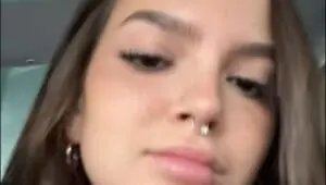 Que frio! Mel Maia passa ‘apuros’ longe de casa; confira