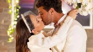 Larissa Manoela e André comemoram Bodas de Beijinho; confira. Foto: Instagram