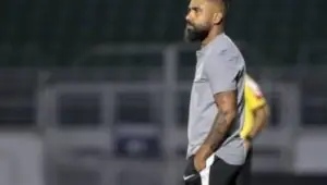 Dyego Coelho, ex-Corinthians: grave acusação a restaurante. Foto: Instagram Dyego Coelho