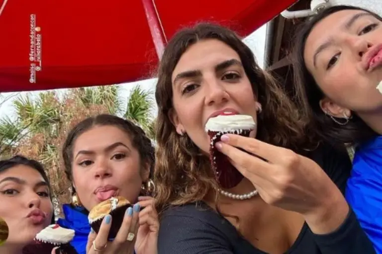 Maisa Silva sem tempo ruim; veja a curtição dela na Disney