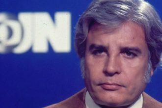 Cid Moreira: relembre as principais notícias no Jornal Nacional. Imagem: Memória Globo