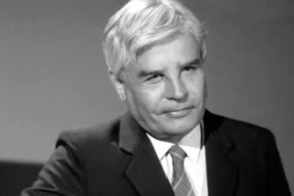 Cid Moreira: confira quanto tempo ficou à frente do Jornal Nacional. Imagem: Memória Globo