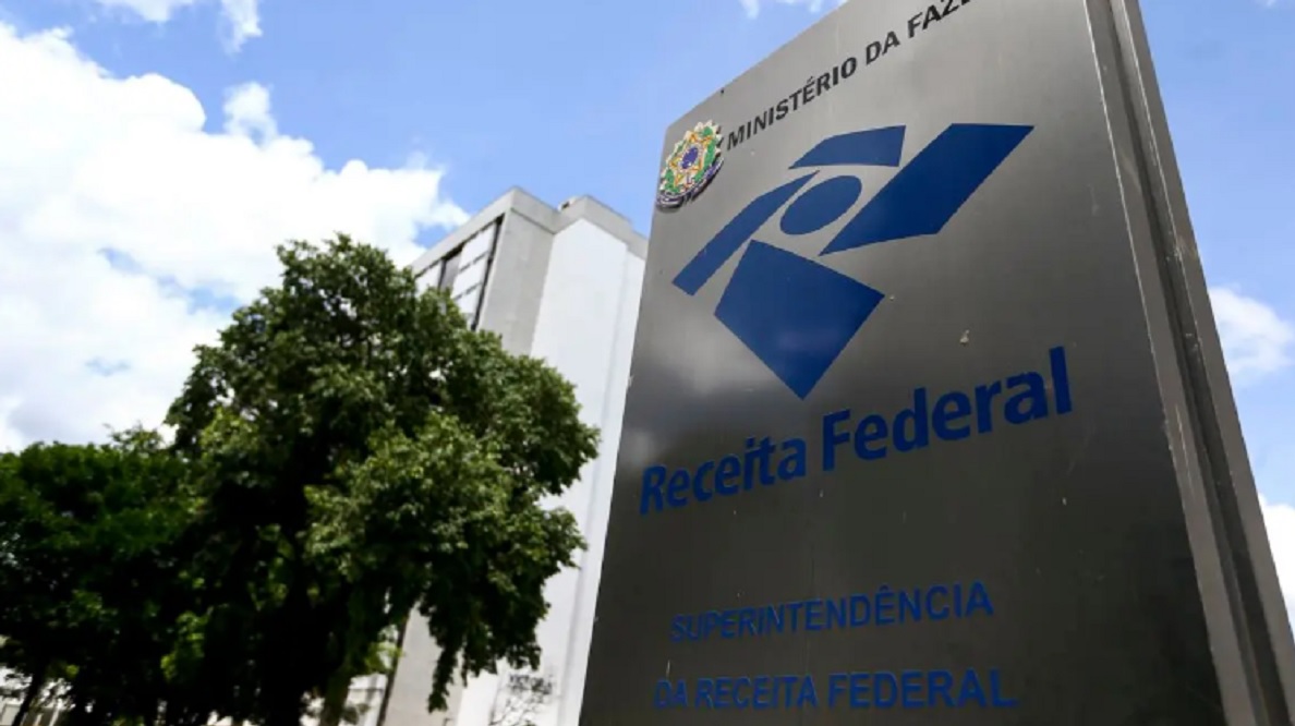 Dinheiro na conta! Receita Federal libera restituição do Imposto de Renda. Foto: Marcelo Camargo/Ag. Brasil