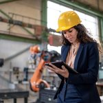 Embraer tem mais de 80 vagas abertas com possibilidade de home office. Imagem: Divulgação Embraer