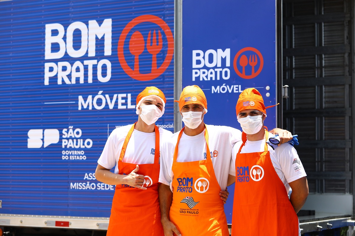 Bom Prato móvel de São José inicia trabalho na região leste. Imagem: Claudio Vieira/PMSJC