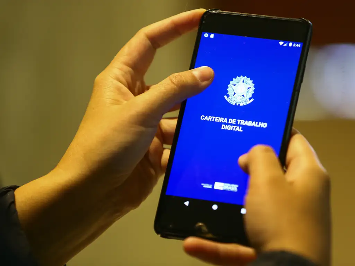 Contrata SP tem 100 vagas abertas para PCD com salário de R$ 1.800. Imagem: Marcelo Camargo/Ag. Brasil