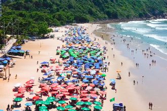 Litoral tem 5 óbitos por afogamento e 220 salvamentos no feriado em SP. Imagem: Prefeitura de Guarujá