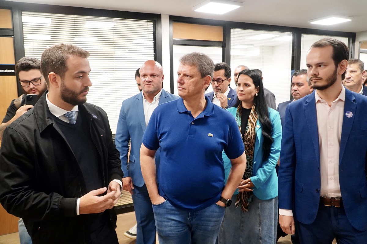 Trem Intercidades: Tarcísio promete ligação entre São José e SP. Imagem: Divulgação Governo SP