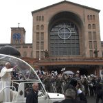 Papa Francisco reuniu mais de 200 mil pessoas em Aparecida há 12 anos. Imagem: Marcelo Camargo/Ag. Brasil
