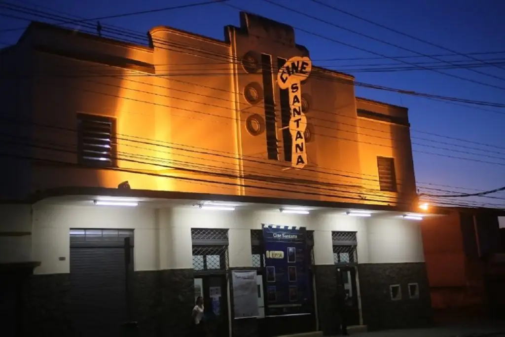 Cine Santana, em São José, anuncia oficina sobre vampiros. Imagem: Divulgação PMSJC