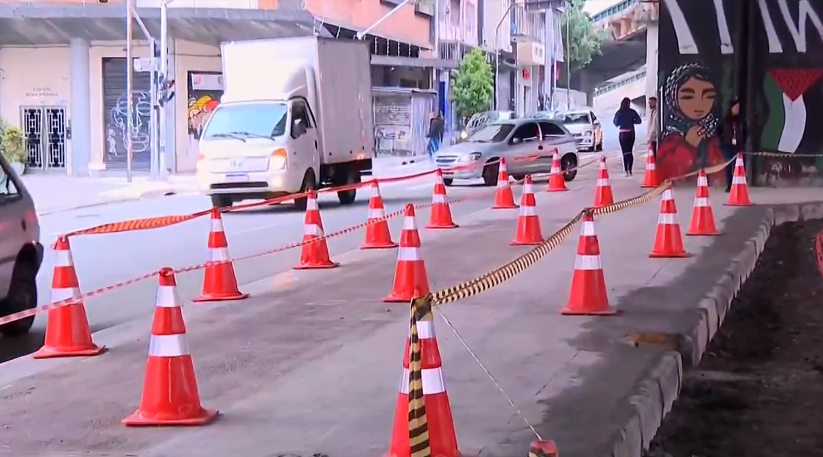 Minhocão ganha primeiro bolsão de estacionamento. Imagem: reprodução TV Globo