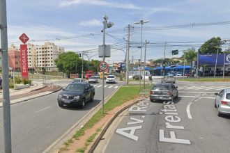 Taubaté coloca fim a 24 radares; confira quais são. Imagem: Google Street
