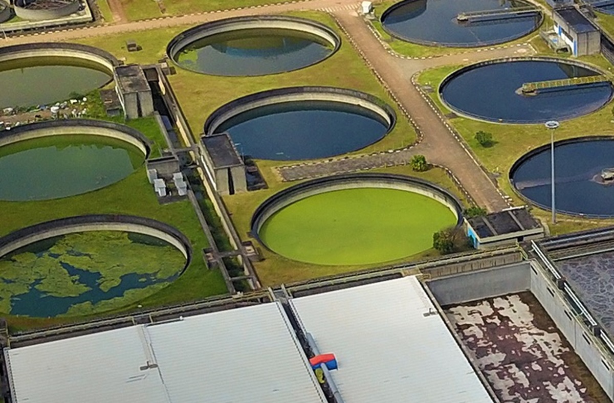 Sabesp oferece 120 vagas de estágio; salário chega aos R$ 2.000. Imagem: Divulgação Sabesp