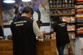 Procon intensifica ação em São José para o Dia das Mães. Imagem: Lucas Cabral PMSJC