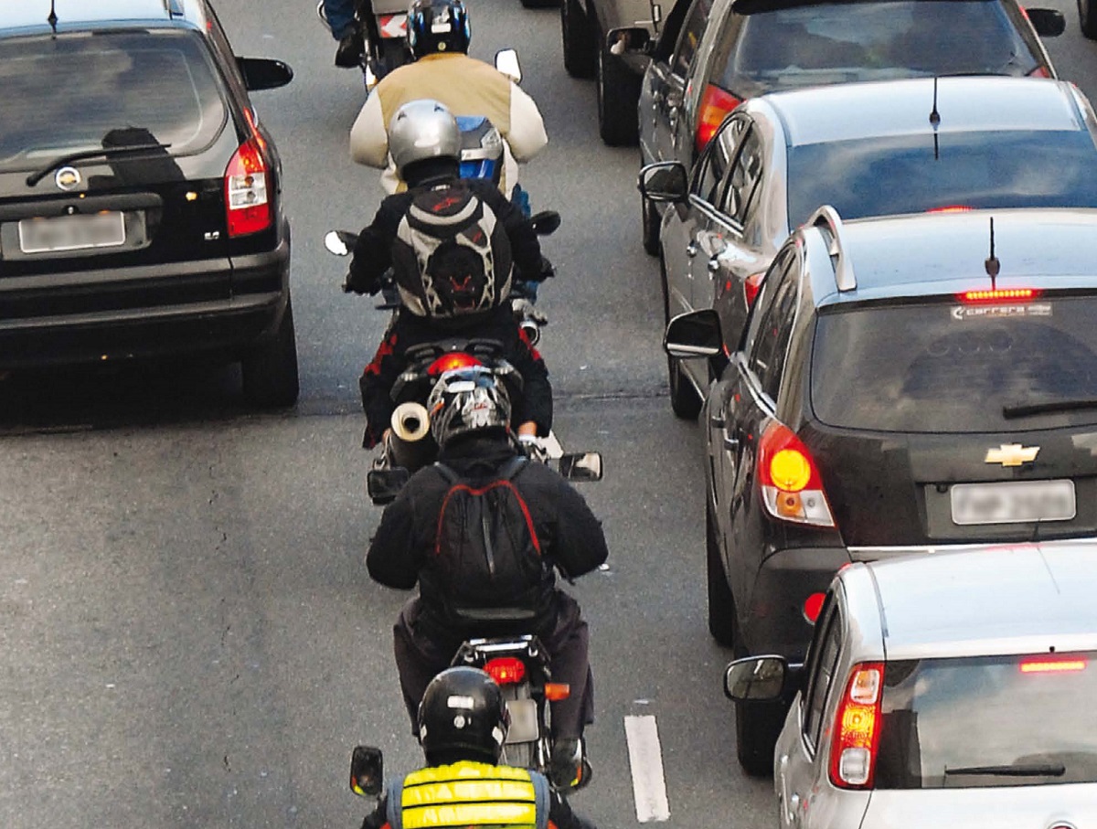 Ricardo Nunes x app de transporte de motos: Justiça anula decreto de proibição. Imagem: Ricardo Ri CMSP