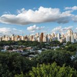 Periferia de São Paulo tem bairros mais quentes, diz USP. Imagem: Envato