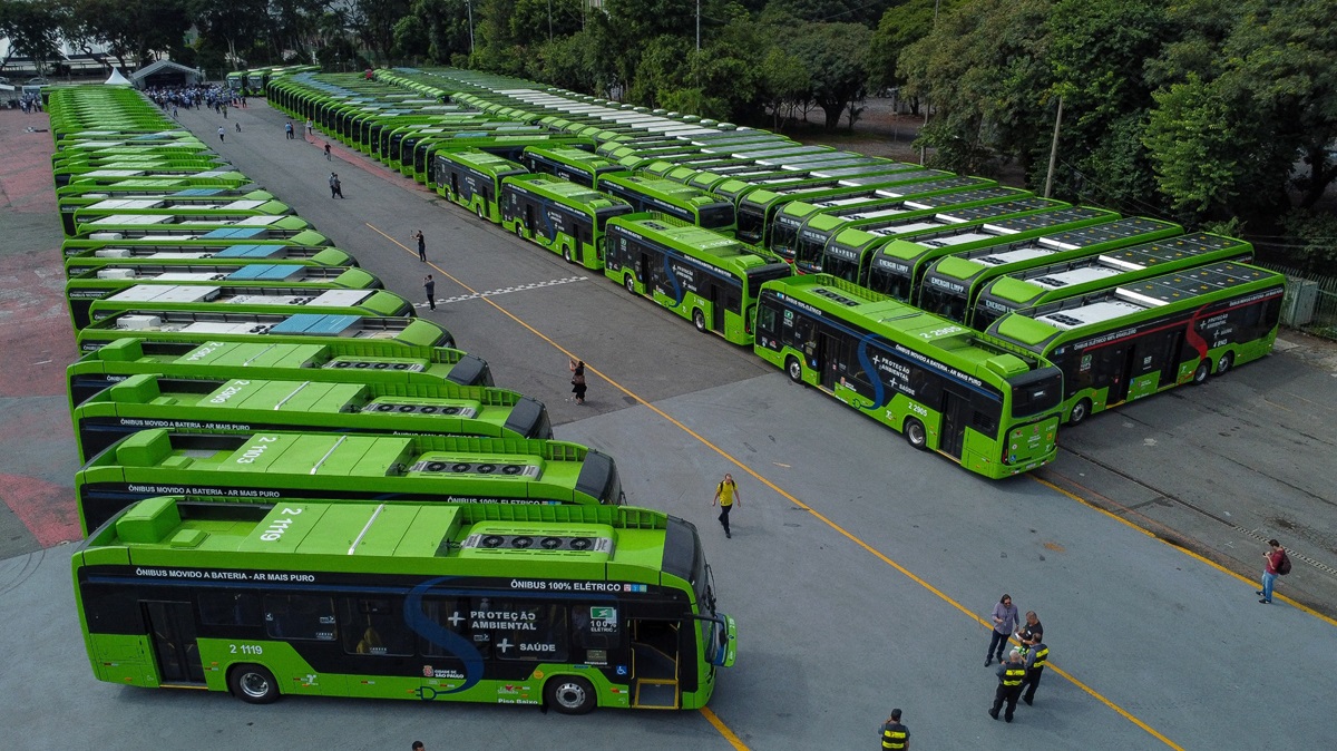 Após atacar ônibus em SP, homem é preso em flagrante. Imagem: prefeitura de São Paulo