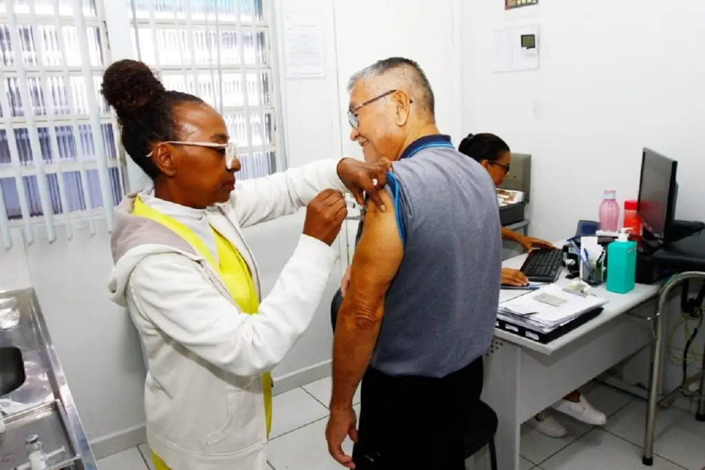 Vacina em São José: 1.624 doses aplicadas no Dia D, Imagem: Claudio Vieira/PMSJC