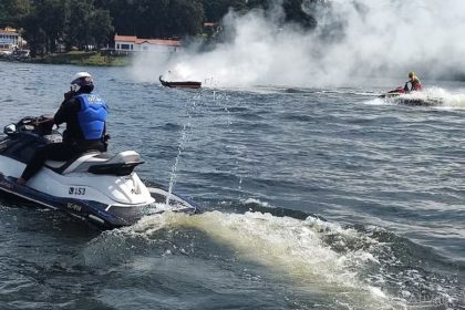 Lancha explode em represa de São Paulo, mas família se salva. Imagem: Divulgação GCM