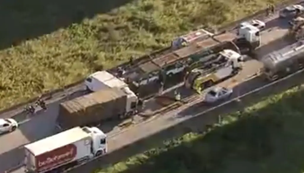 Rodoanel em manhã de caos: 13 km de congestionamento após acidente. Imagem: Reprodução Globo
