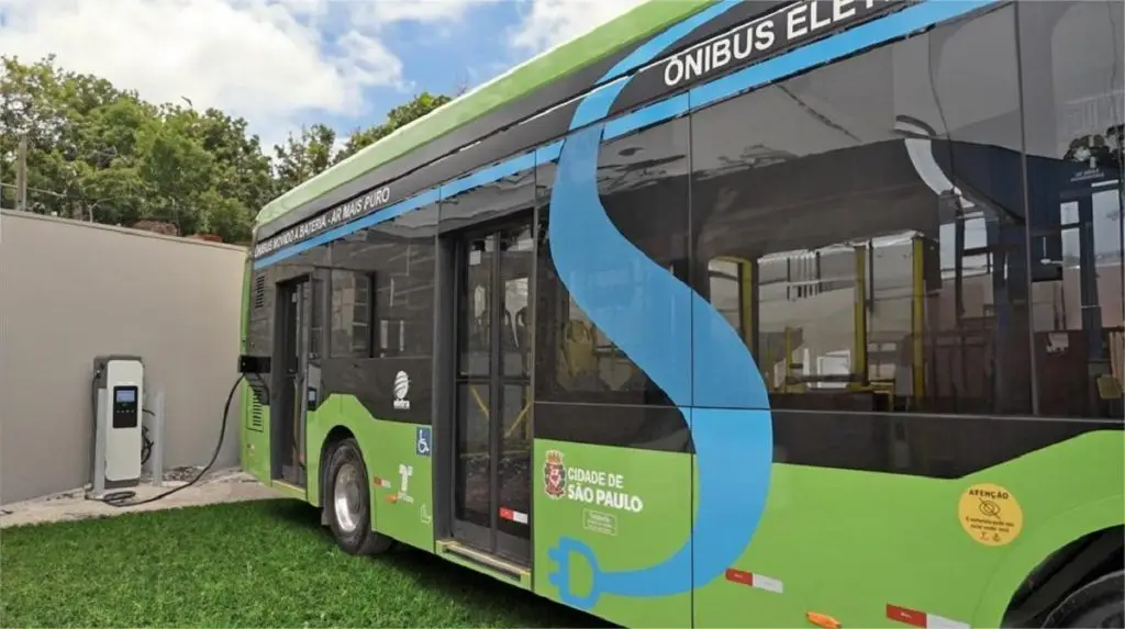 Ônibus elétricos: SP assina contrato para carregadores de bateria. Imagem: Divulgação prefeitura de São Paulo