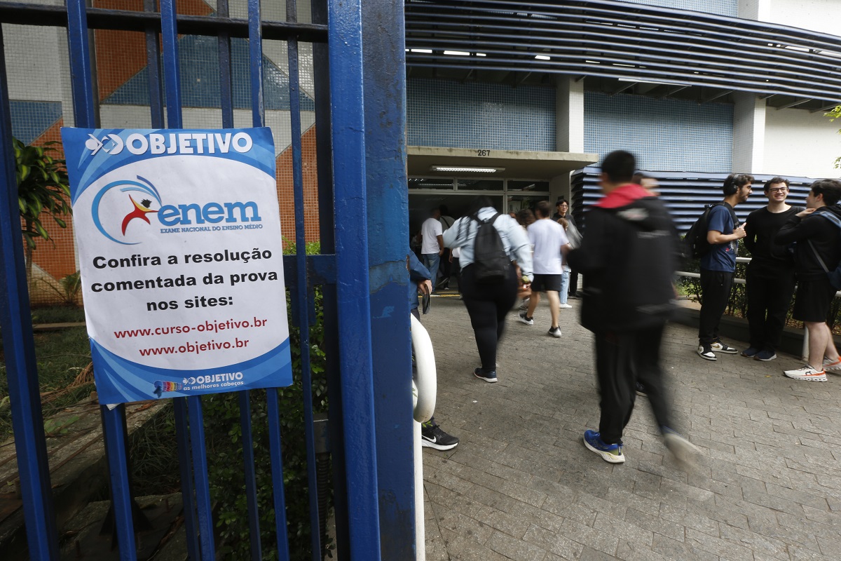 URGENTE: Enem tem prazo de inscrição prorrogado até o dia 13. Imagem: Paulo Pinto/Ag. Brasil