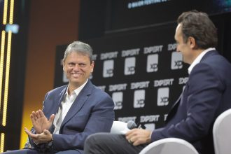 Tarifas podem tirar 120 mil empregos em SP, diz Tarcísio. Imagem: Pablo Jacob Governo do Estado de SP