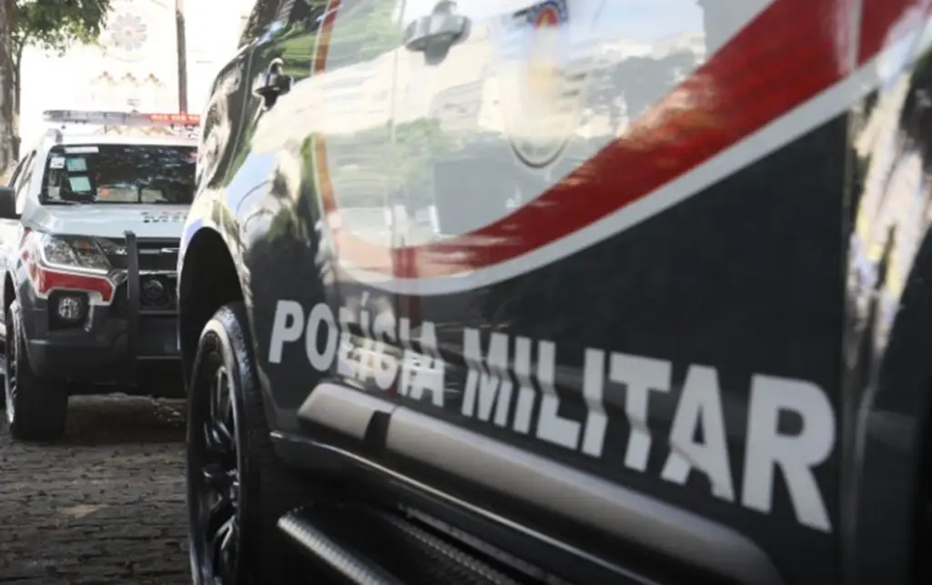 Ladrões roubam banco, trocam tiros com PM e 2 são presos. Imagem: PMSP