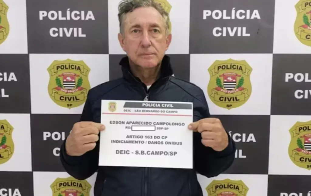 Servidor que atacou ônibus em SP e ganha R$ 11 mil por mês é demitido. Imagem: Reprodução