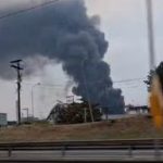 Barueri: incêndio de grandes proporções atinge 5 galpões. Imagem: Reprodução